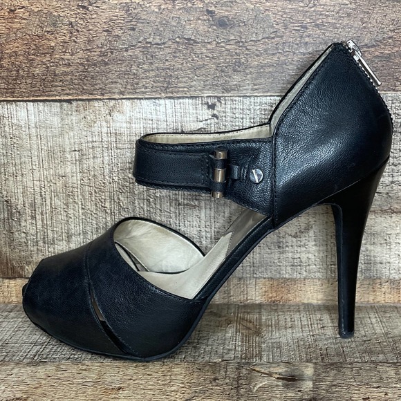 Michael Kors Black Leather Peep Toe Heels Back Zip Size 10 - Picture 7 of 14